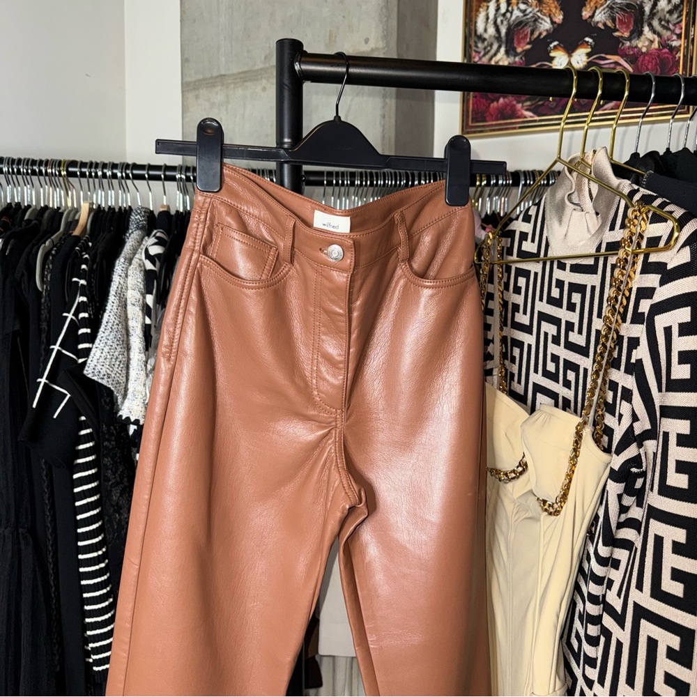 Wilfred Aritzia The Melina Vegan Leather Straight Leg Pants Brown Womens 2 EUC - Picture 2 of 11